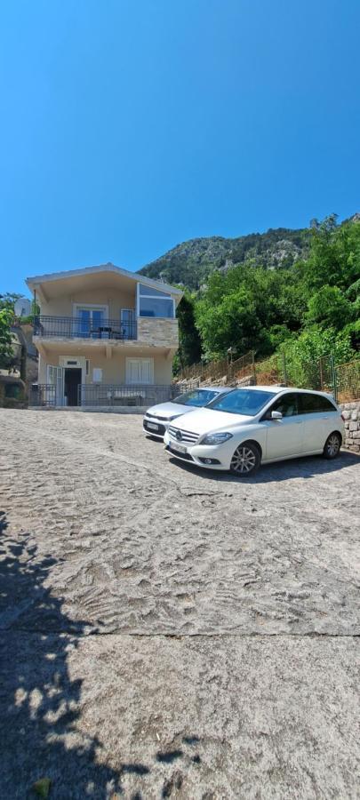Apartment Vujosevic D&D Kotor Exterior foto