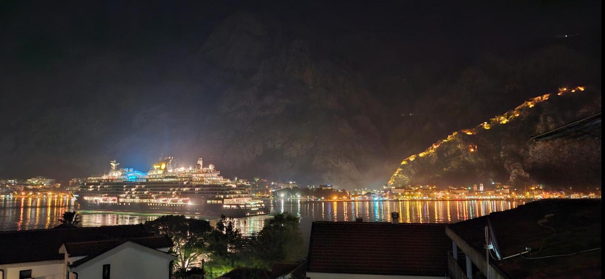 Apartment Vujosevic D&D Kotor Exterior foto